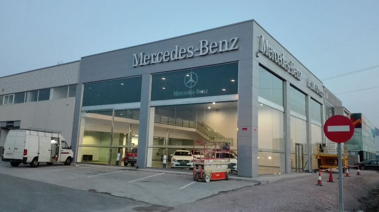 Nueva imagen corporativa Mercedes Benz. Vista 3