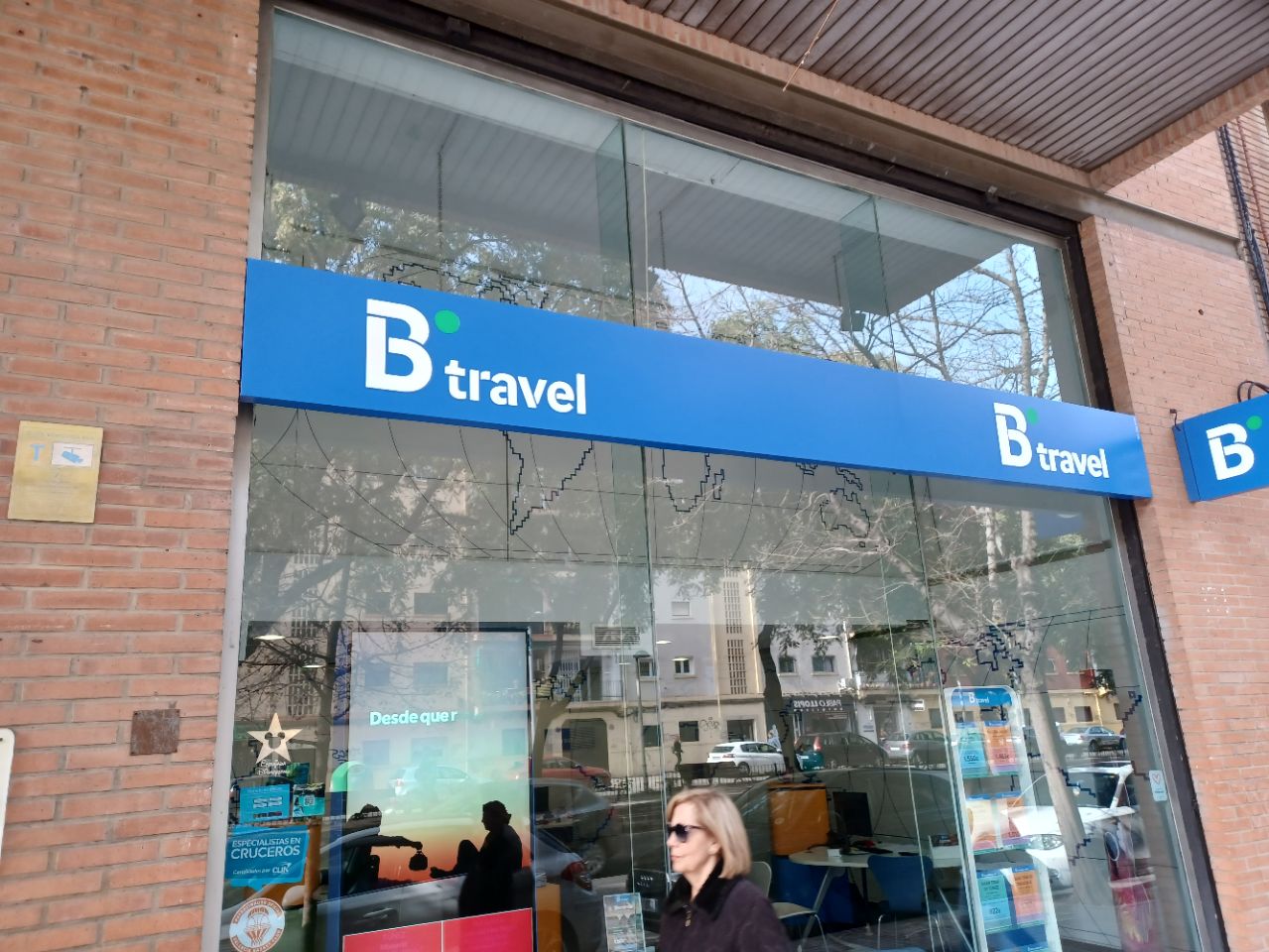 B Travel 3