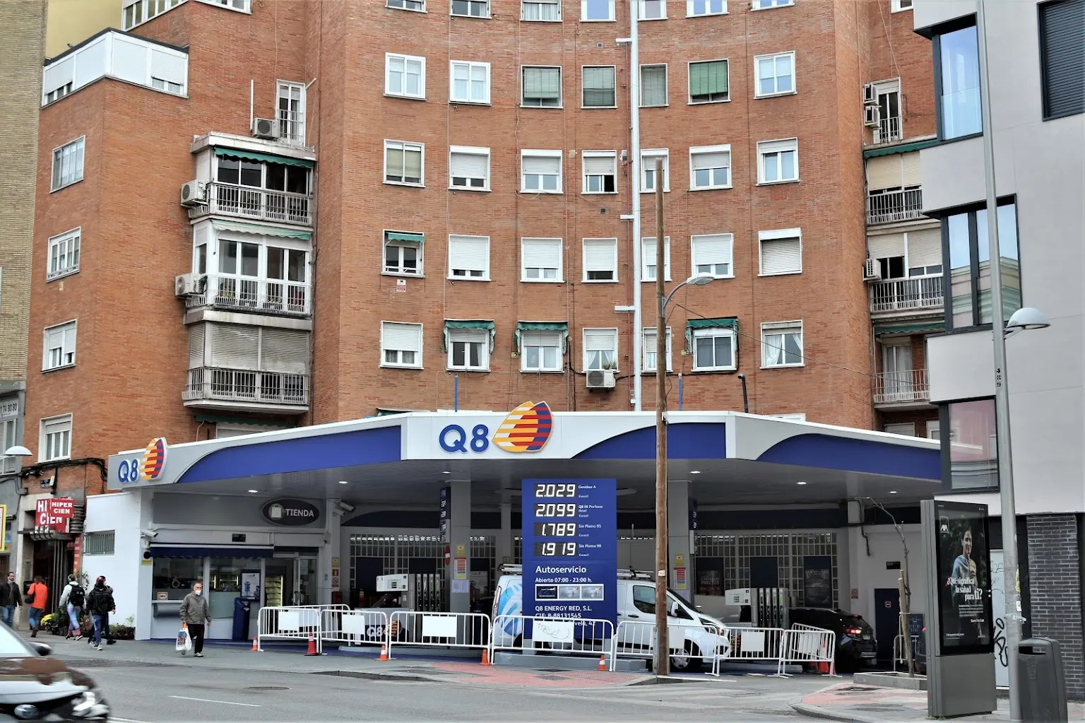 Q8 5