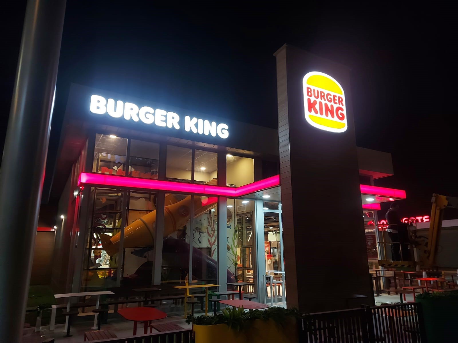 Restaurante Burger King plano 8